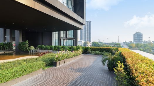 รูปถ่าย 5 of the Grünflächen at เอสเตลล่า เรสซิเดนเซส เอกมัย