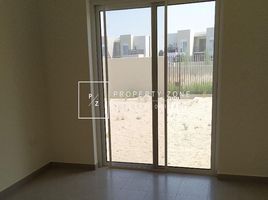 3 Bedroom Condo for sale at Urbana, EMAAR South