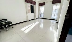 3 Bedrooms Villa for sale in Nong Prue, Pattaya Baan Suan Neramit 2