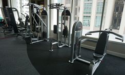 Fotos 2 of the Fitnessstudio at Q Langsuan