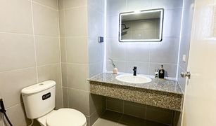 Studio Condo for sale in Huai Khwang, Bangkok Ratchada Orchid