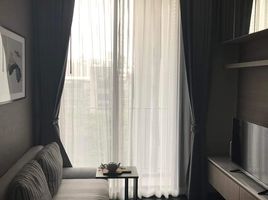 1 Schlafzimmer Wohnung zu vermieten im Edge Sukhumvit 23, Khlong Toei Nuea