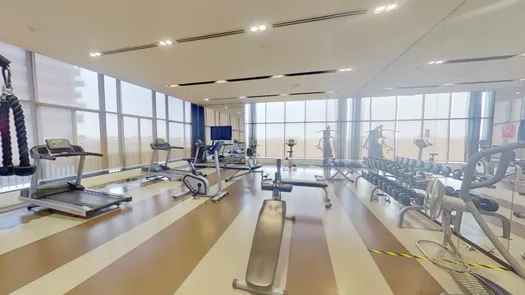 3D视图 of the 健身房 at Ideo Mobi Sukhumvit Eastgate