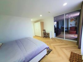 3 Bedroom Apartment for rent at Supalai Place, Khlong Tan Nuea