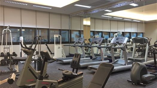 图片 1 of the Communal Gym at President Place