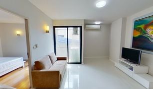 1 Bedroom Condo for sale in Khlong Toei, Bangkok Le Cote Sukhumvit 14