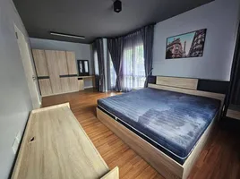 4 спален Дом на продажу в Pruklada Wongwaen - Hathairat, Sam Wa Tawan Tok, Кхлонг Сам Ща, Бангкок, Таиланд