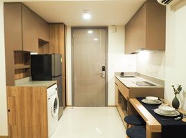 1 Schlafzimmer Wohnung zu vermieten im Taka Haus, Khlong Tan Nuea