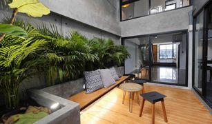 5 Bedrooms Townhouse for sale in Khlong Tan Nuea, Bangkok 