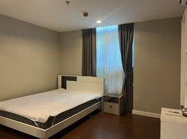 5 Schlafzimmer Wohnung zu vermieten im Belle Grand Rama 9, Huai Khwang