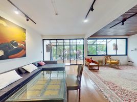 5 Schlafzimmer Reihenhaus zu verkaufen in Sathon, Bangkok, Thung Mahamek, Sathon