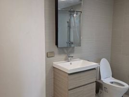 2 спален Кондо на продажу в Issara At 42 Sukhumvit, Phra Khanong
