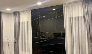 北榄府 Bang Kaeo Centro Bangna 4 卧室 屋 售 