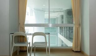 ขายคอนโด 1 ห้องนอน ใน สามเสนนอก, กรุงเทพมหานคร ชาโตว์ อิน ทาวน์ รัชดา 20