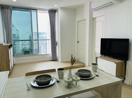 2 Schlafzimmer Appartement zu vermieten im Sathorn House, Si Lom, Bang Rak