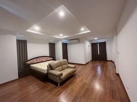 3 Bedroom Villa for rent at The Centro Onnut-Wongwaen, Lat Krabang
