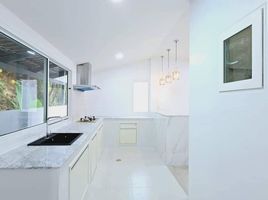 3 Bedroom Villa for sale at Thung Thong Village, Kathu, Kathu