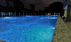 Фото 3 of the Communal Pool at Regent Home Sukhumvit 97/1