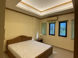 3 Schlafzimmer Appartement zu vermieten im El Patio, Khlong Toei Nuea