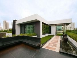 4 Bedroom Villa for sale in Ekkamai BTS, Phra Khanong, Phra Khanong Nuea