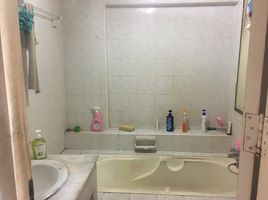 Студия Кондо на продажу в Palm Suite Complex, Anusawari, Банг Кхен