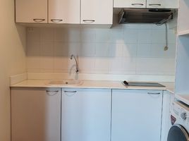 2 Bedroom Condo for rent at Citi Smart Condominium, Khlong Toei