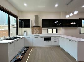 4 спален Дом for sale in Банг Капи, Бангкок, Khlong Chan, Банг Капи