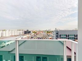 1 Schlafzimmer Wohnung zu verkaufen im City Garden Tower, Nong Prue