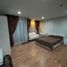 1 Schlafzimmer Wohnung zu verkaufen im We Condo Ekkamai-Raminthra, Tha Raeng, Bang Khen