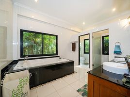 4 Bedroom Villa for sale at Bua Sawan Villa, Si Sunthon