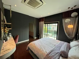 4 Schlafzimmer Haus zu verkaufen im Bangkok Boulevard Ramintra-Serithai 2, Khan Na Yao