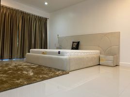 2 Bedroom Condo for sale at Baan Somprasong, Na Chom Thian