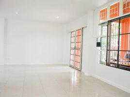 4 Schlafzimmer Villa zu verkaufen im Perfect Place Ramkhamhaeng 164, Min Buri