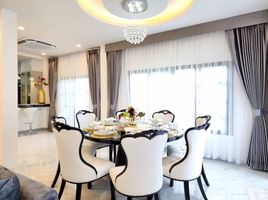 6 Schlafzimmer Villa zu verkaufen im Mabprachan Gardens, Pong, Pattaya