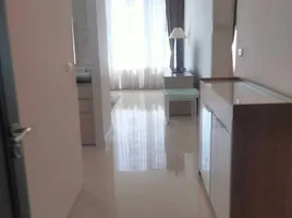 3 Bedroom Condo for rent at Siri Residence , Khlong Tan