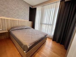 2 Schlafzimmer Wohnung zu vermieten im The Lumpini 24, Khlong Tan