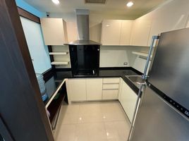 2 Bedroom Condo for rent at Watermark Chaophraya, Bang Lamphu Lang, Khlong San