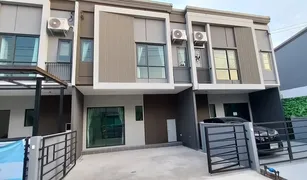 3 Bedrooms Townhouse for sale in Khlong Nueng, Pathum Thani Grande Pleno Phahol - Vibhavadi