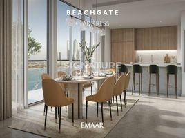 3 Bedroom Apartment for sale at Beachgate by Address, EMAAR Beachfront, Dubai Harbour