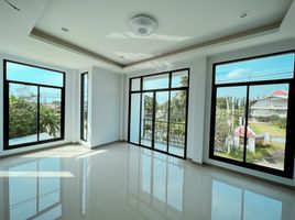 4 Bedroom Villa for sale in Bang Lamung, Pattaya, Bang Lamung