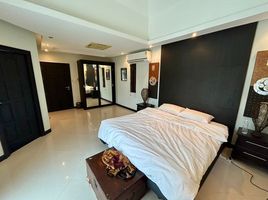 3 Schlafzimmer Villa zu verkaufen im Ocean Lane Villa, Na Chom Thian, Sattahip