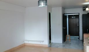 1 chambre Condominium a vendre à Bang Kapi, Bangkok Living Place Sunwichai 14