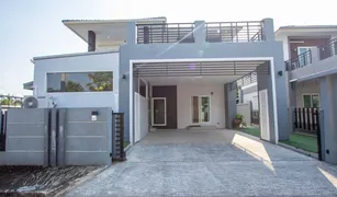 4 Bedrooms House for sale in Nong Khwai, Chiang Mai Mod Chic