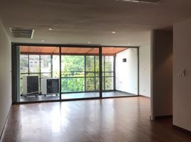 3 Bedroom Townhouse for rent in Khlong Toei, Bangkok, Khlong Toei, Khlong Toei