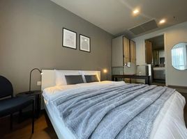 1 Schlafzimmer Wohnung zu vermieten im Ideo Q Sukhumvit 36, Khlong Tan