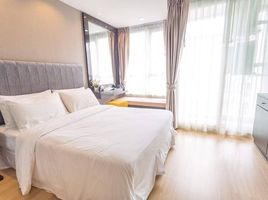 1 Schlafzimmer Wohnung zu vermieten im Mayfair Place Sukhumvit 64, Bang Chak