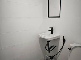 Studio Wohnung zu vermieten im Eua Amornsuk, Khlong Toei, Khlong Toei
