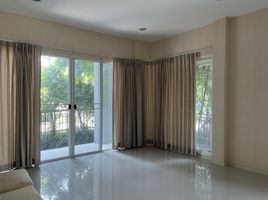 3 Bedroom House for sale at Bangkok Boulevard Rama 9 Srinakarin, Saphan Sung