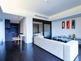 1 Bedroom Condo for sale at Hansar Rajdamri, Lumphini, Pathum Wan, Bangkok