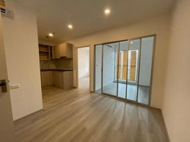 2 Bedroom Condo for sale at Elio Sathorn-Wutthakat, Bang Kho